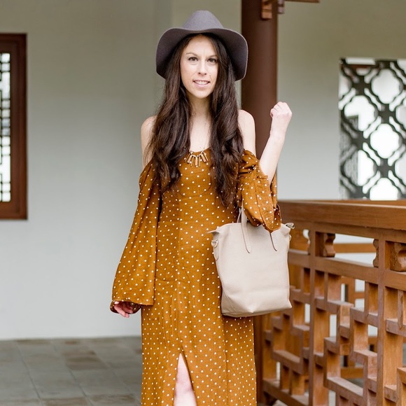 Jimani Collections Raine Necklace - Picture 5 of 6